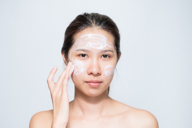 Hướng dẫn sử dụng sữa rửa mặt dược mỹ phẩm hiệu quả